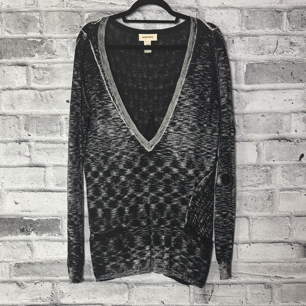 Diesel Women's Plunging V-Neck Tunic Sweater in Heathered Black and Gray